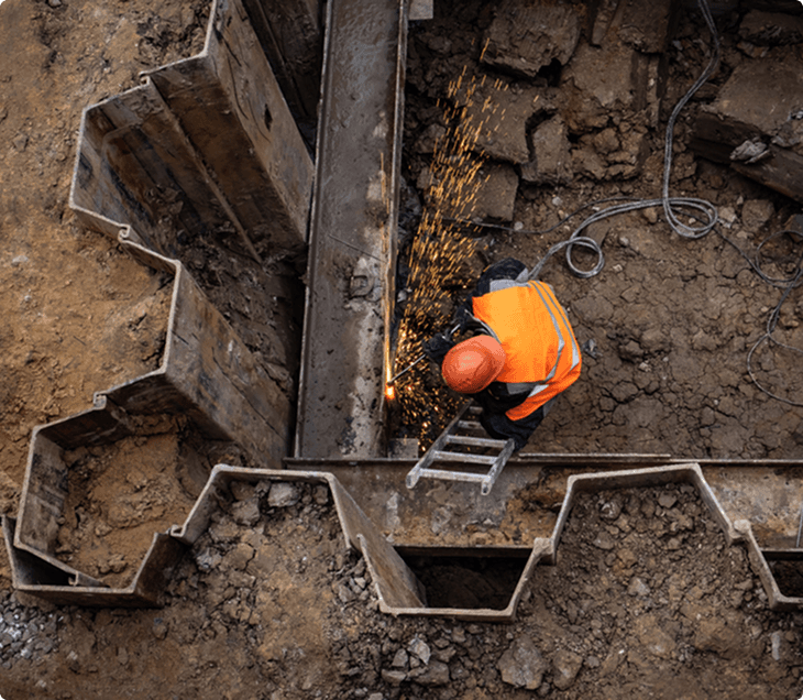 Damwanden in bouwkuip gestabiliseerd te Mechelen